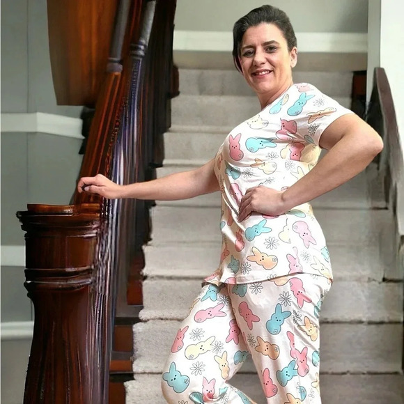 Shirley & Stone‎ peeps lounge jogger pajama set - Picture 8 of 11